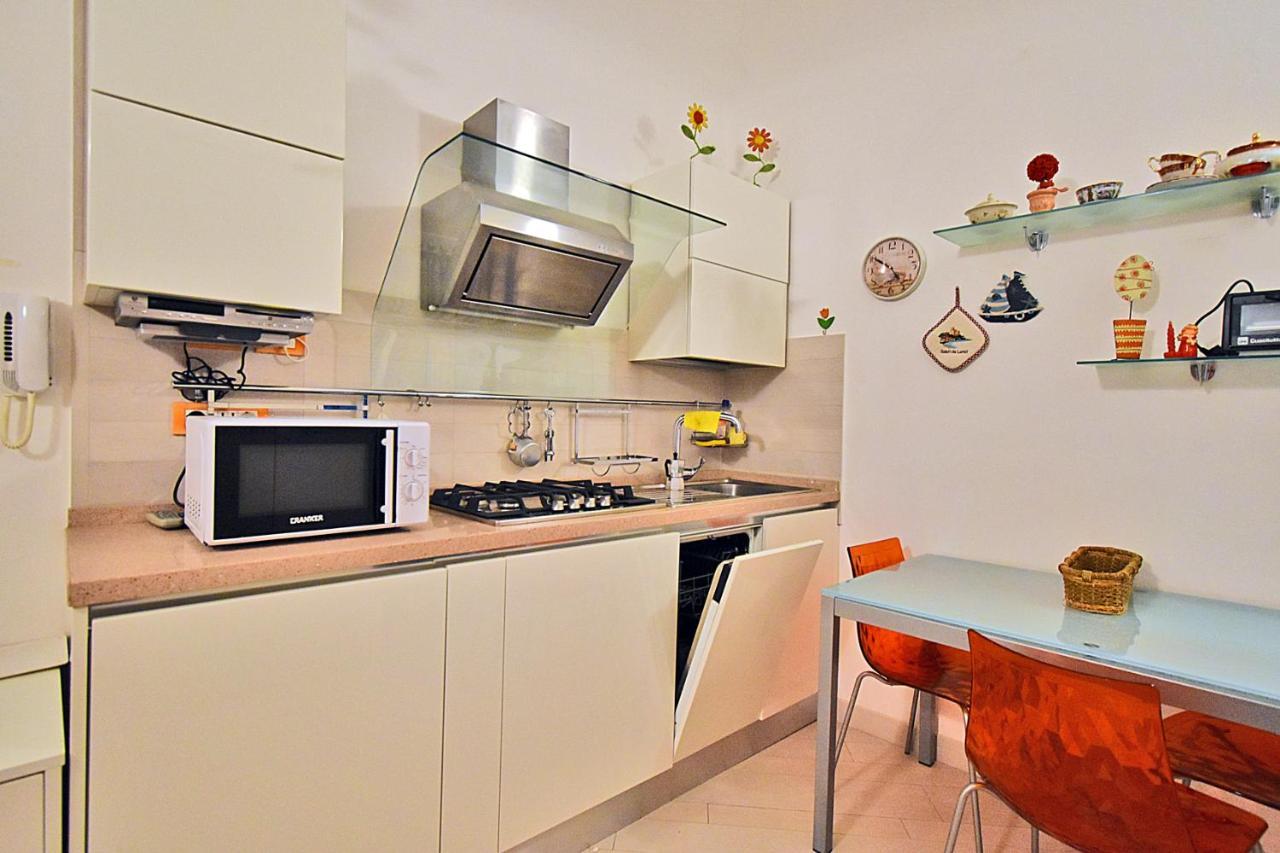 La Tana Del Poeta Apartment Lerici Luaran gambar