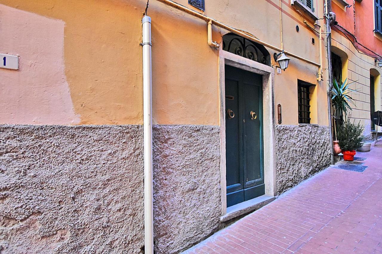 La Tana Del Poeta Apartment Lerici Luaran gambar